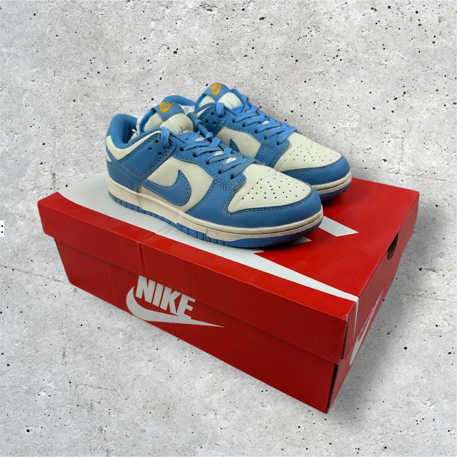 Nike Dunk Blue/White - UK Size 4
