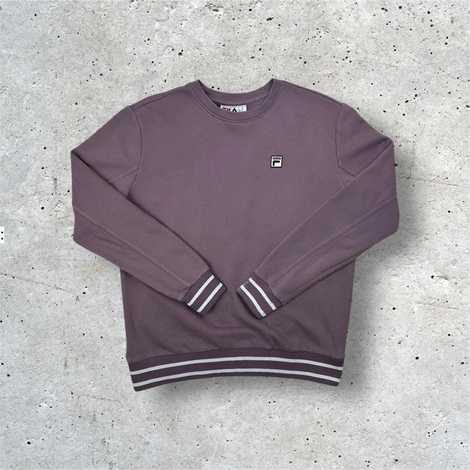 Fila Jumper - Women’s Size Medium