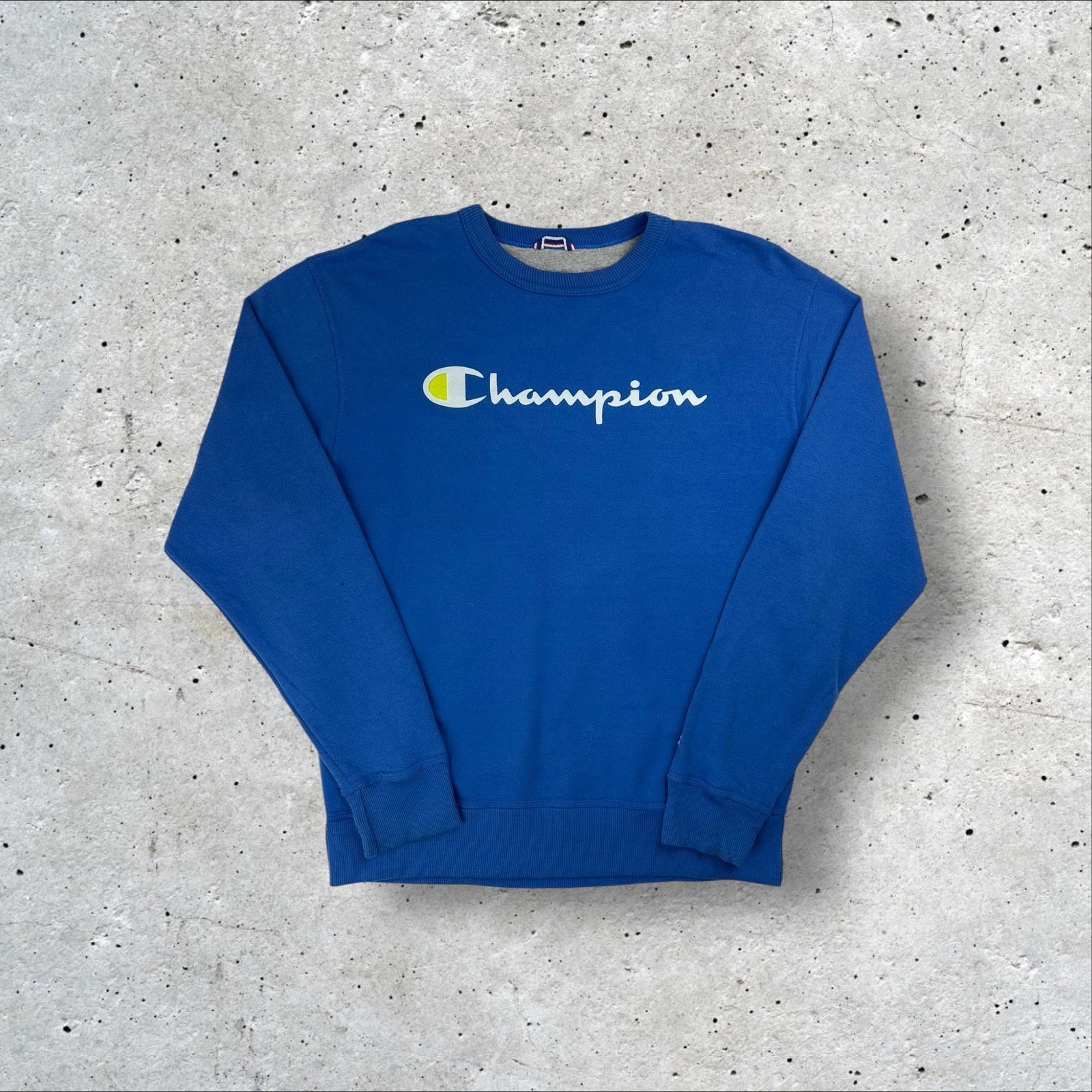 Champion Jumper - Men’s Size Medium