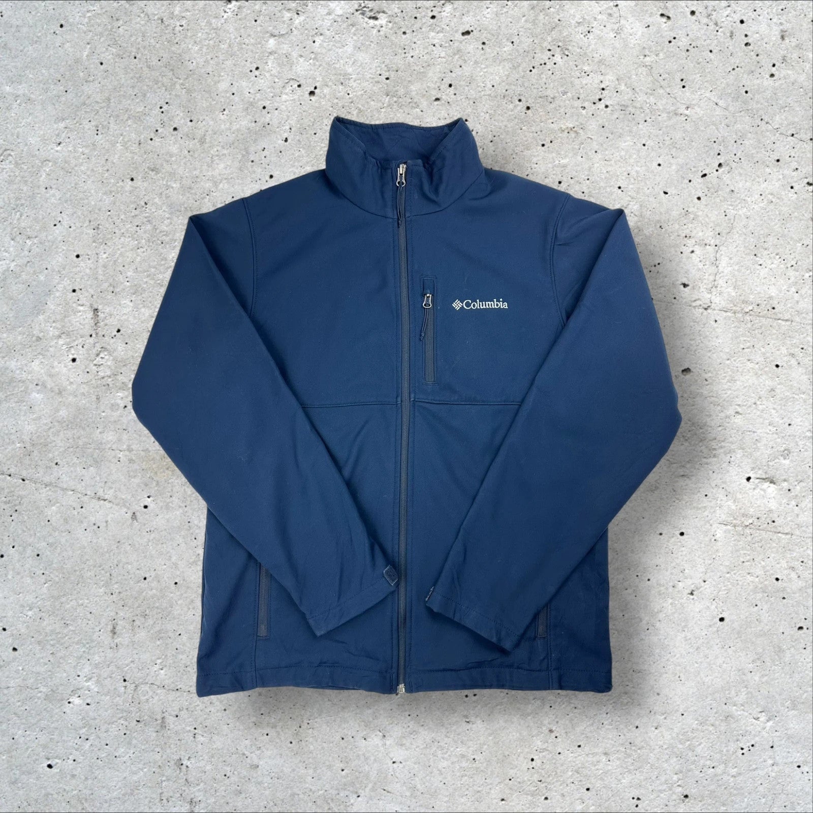 Columbia Soft Shell Jacket - Men’s Size Medium