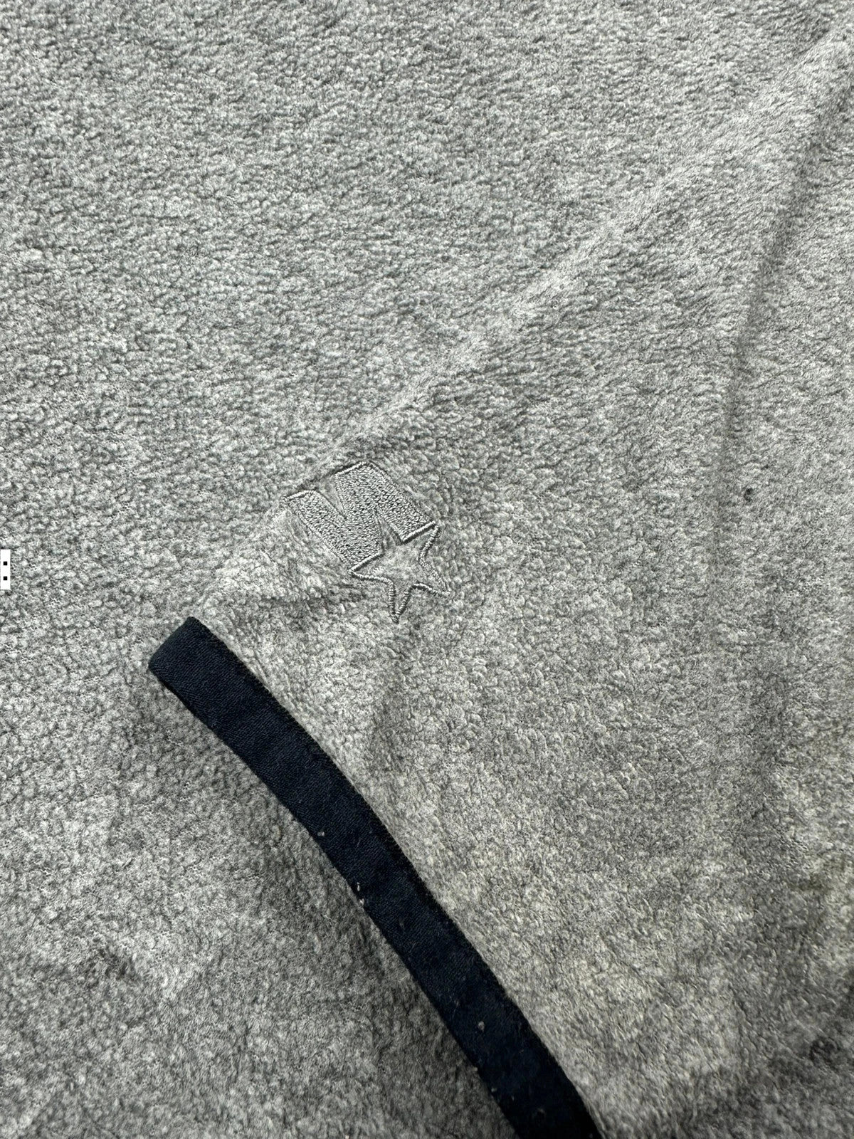 Starter Quarter Zip Fleece - Men’s Size XL