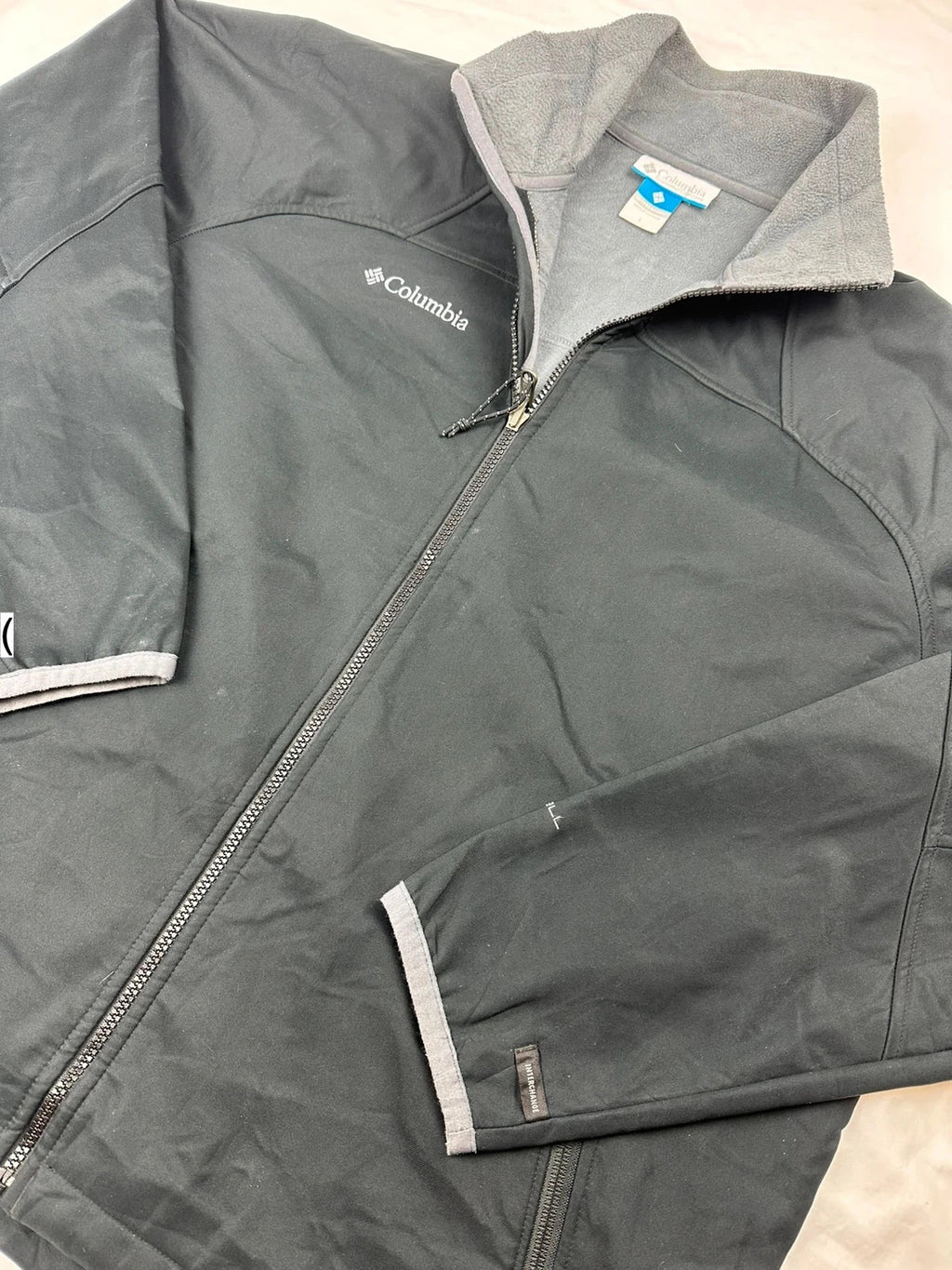 Columbia Soft Shell Jacket - Men’s Size Large