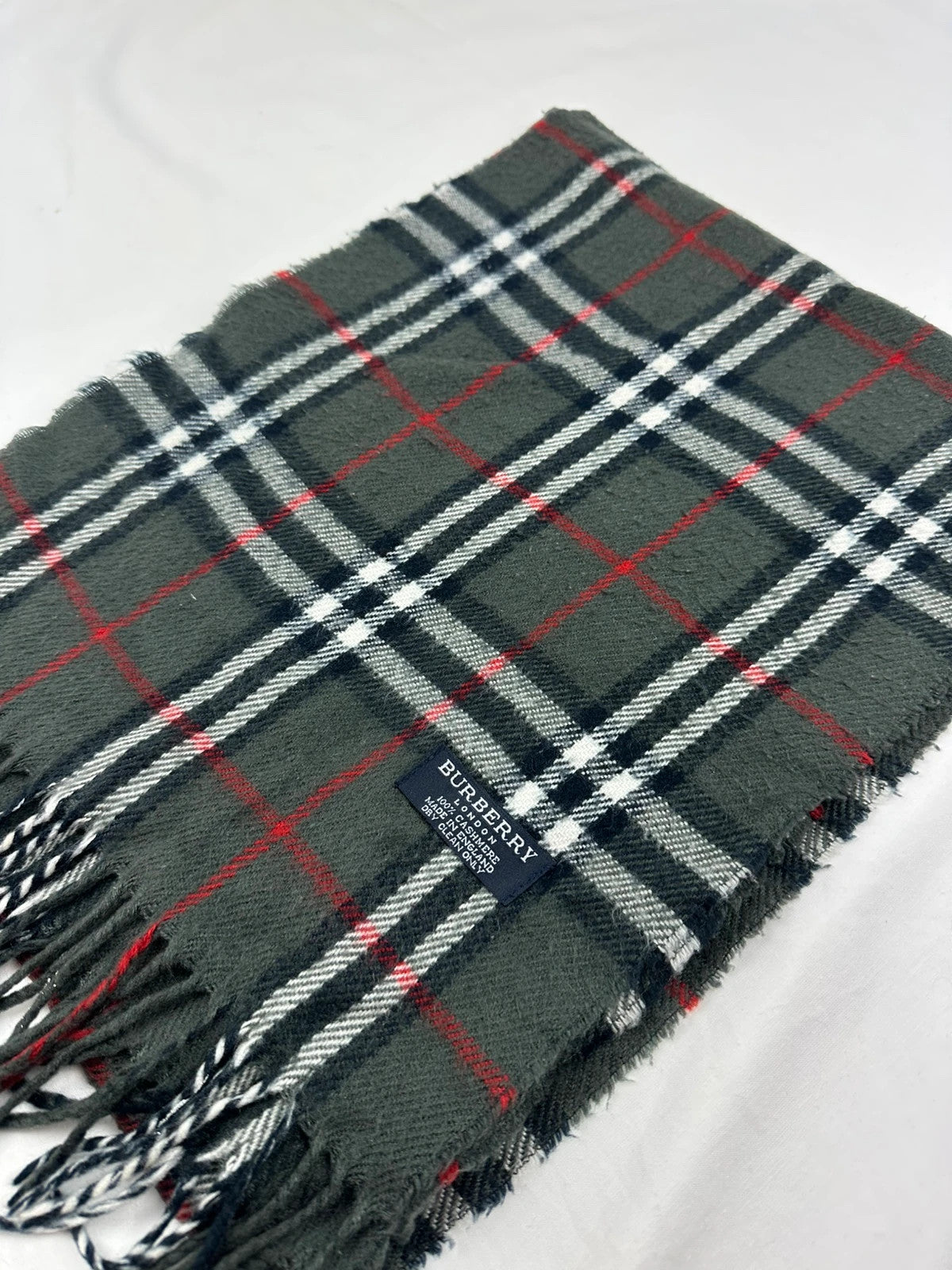 Burberry Scarf - Grey/Red