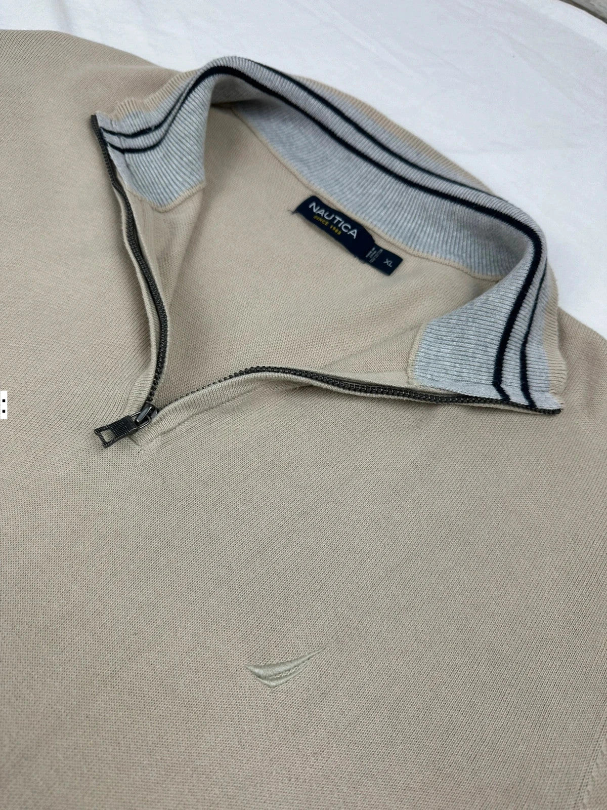 Nautica Quarter Zip - Men’s Size XL