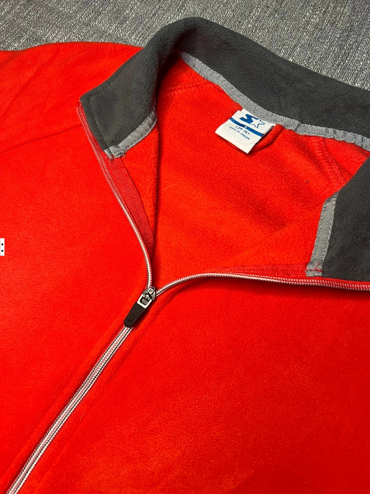 Starter Fleece - Men’s Size Small
