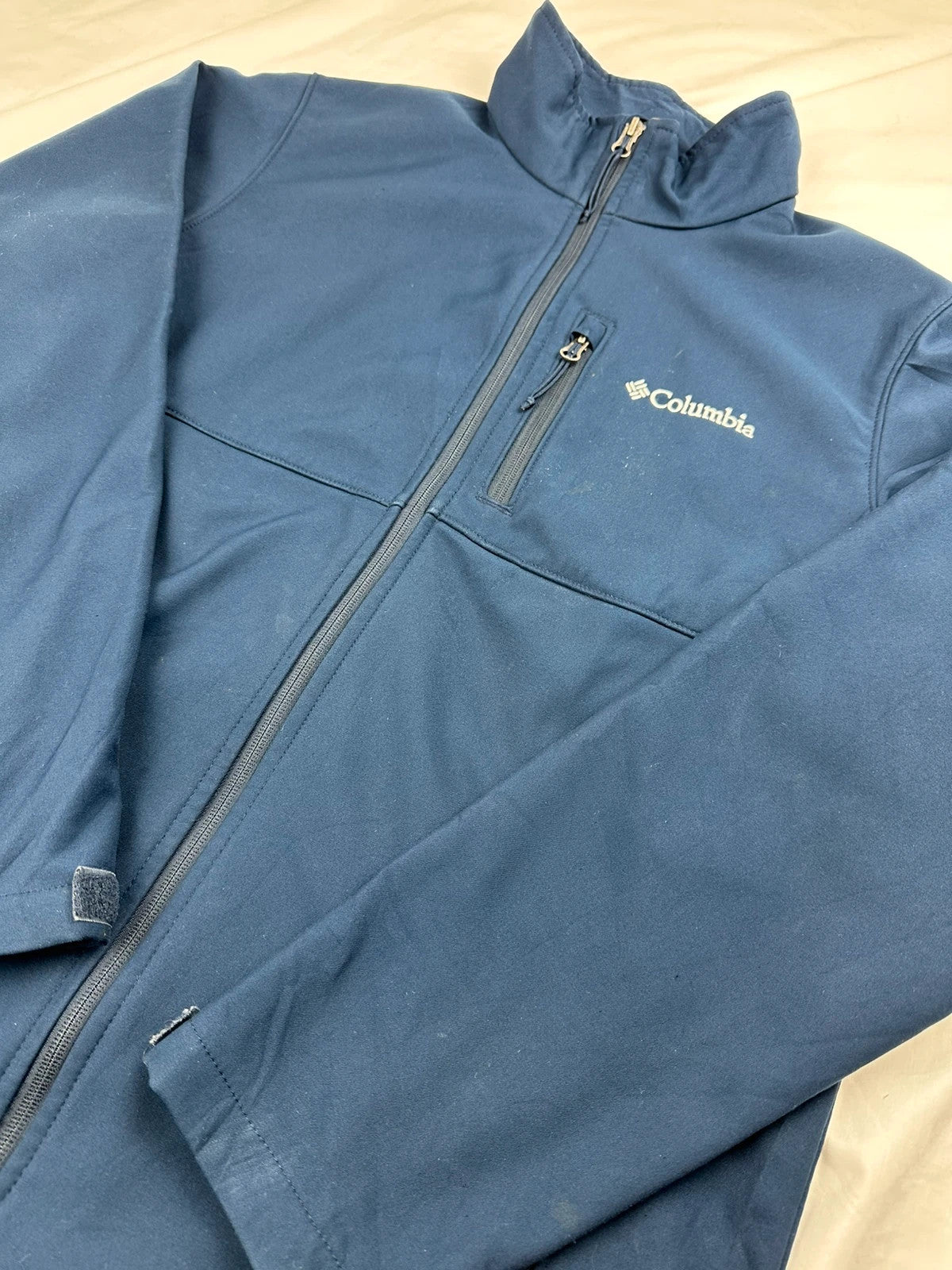 Columbia Soft Shell Jacket - Men’s Size Medium