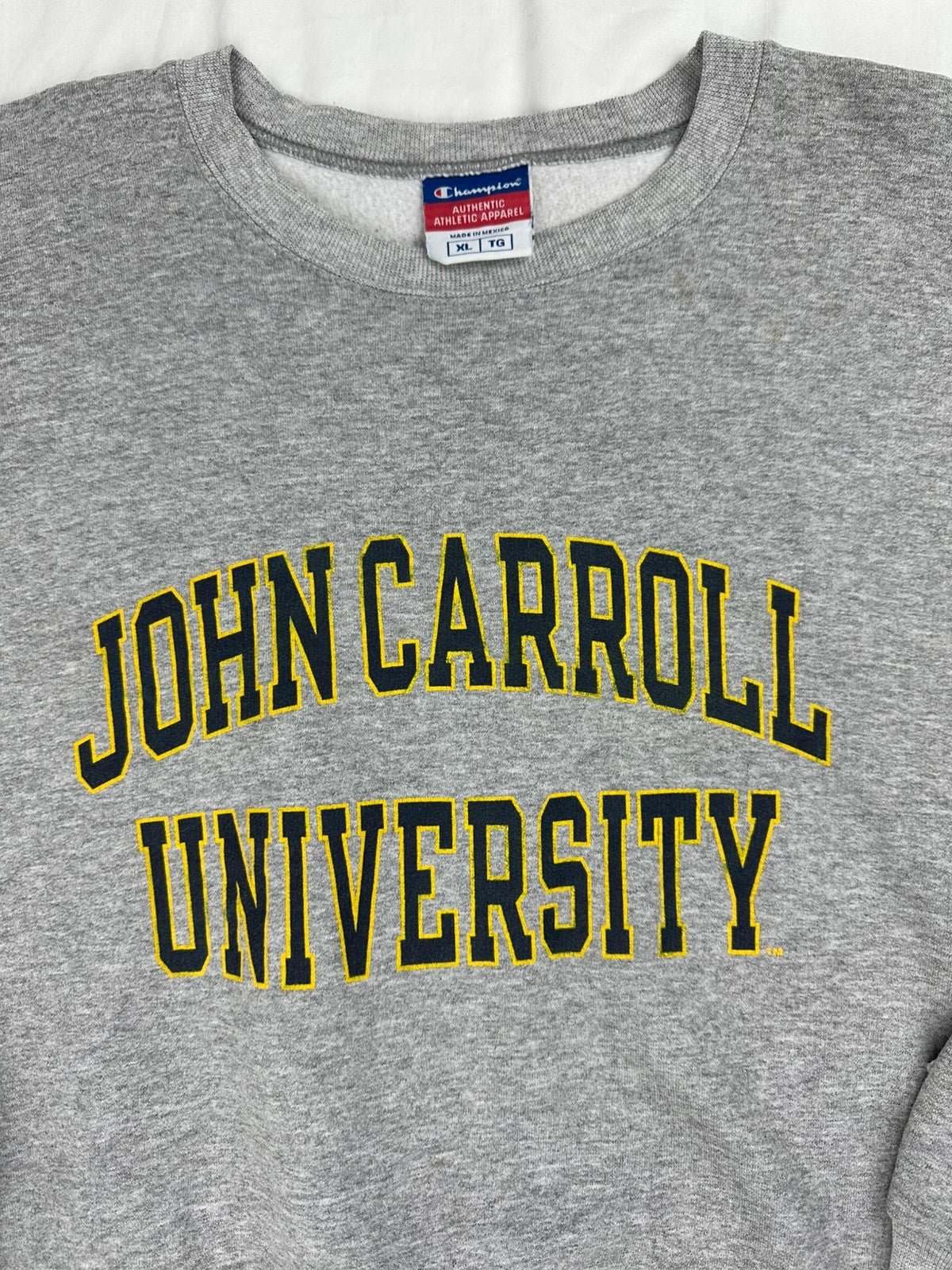 Champion Jumper - Men’s Size XL