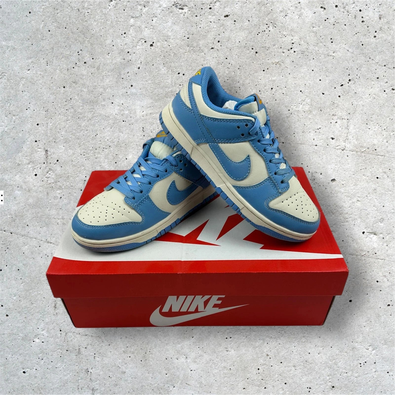 Nike Dunk Blue/White - UK Size 4