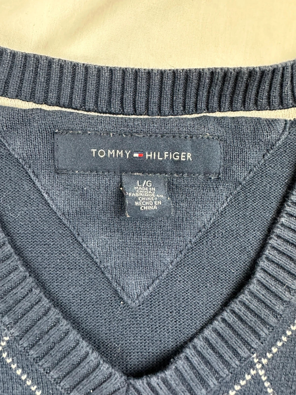 Tommy Hilfiger Knit - Men’s Size Large