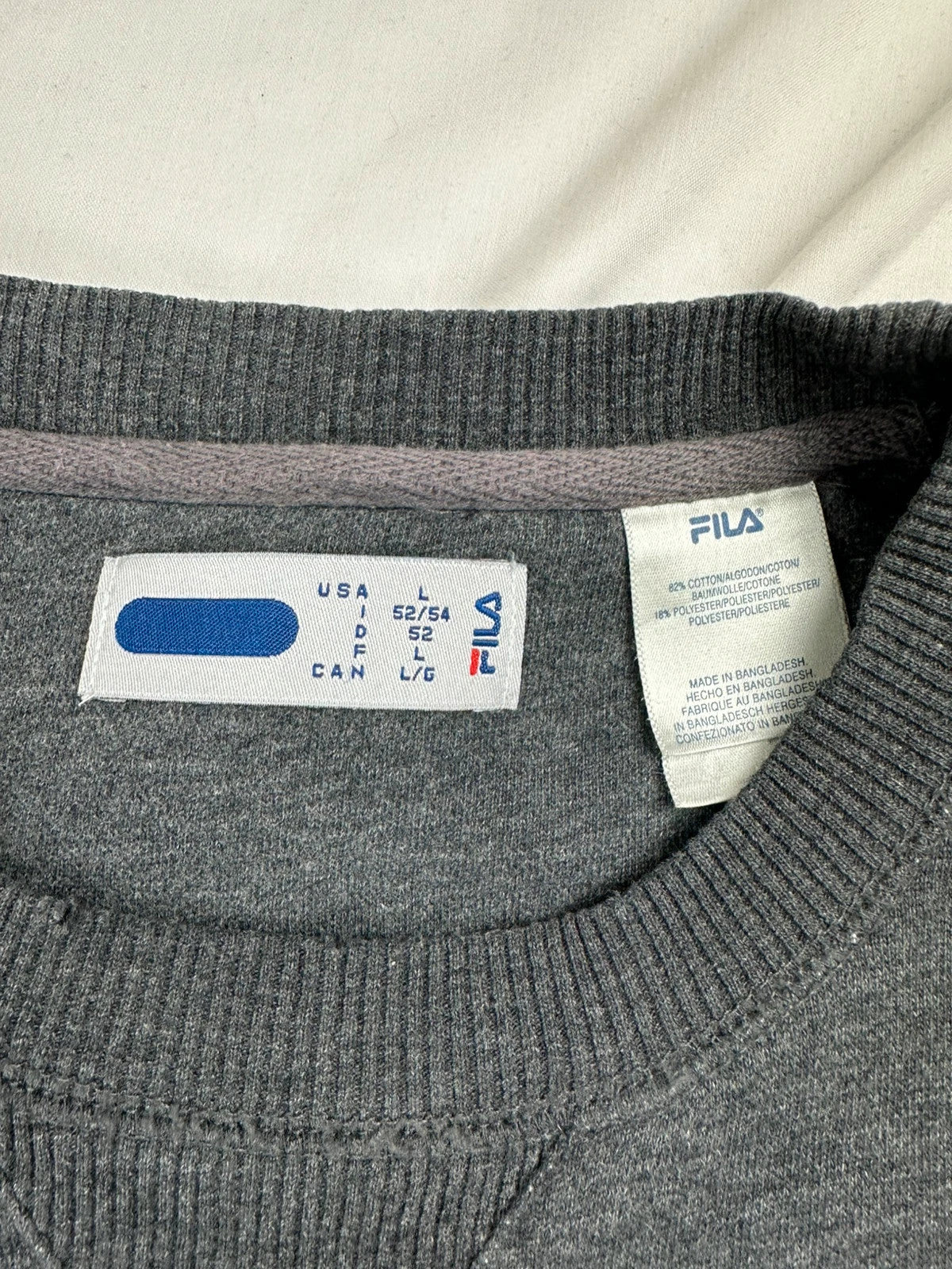 Fila Jumper - Men’s Size Large